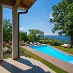 Vesna Hébergement de vacances