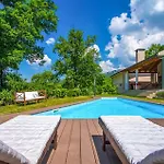 Vesna Hébergement de vacances *