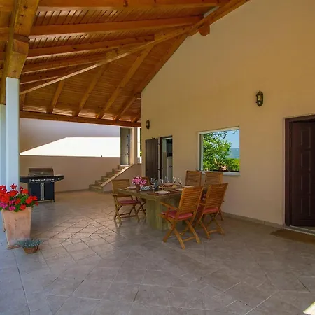 Vesna Holiday home Buzet