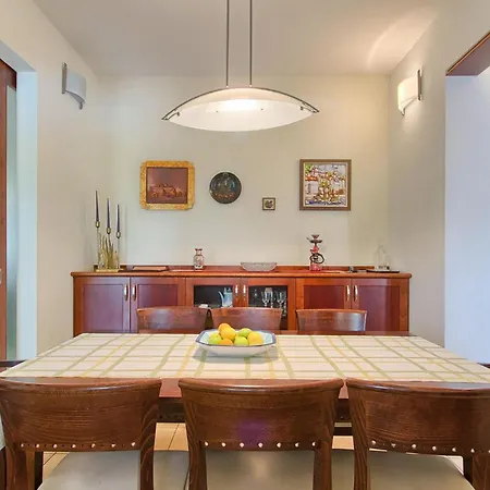 Holiday home Vesna Buzet