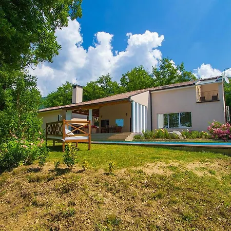 Holiday home Vesna *